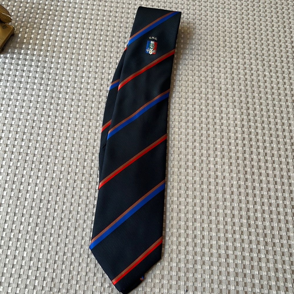Brand new tie